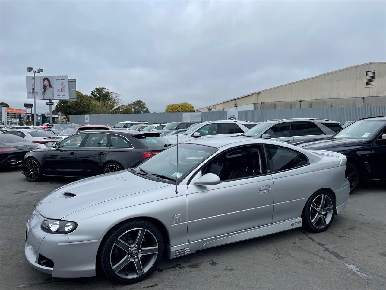 2002 Holden Monaro