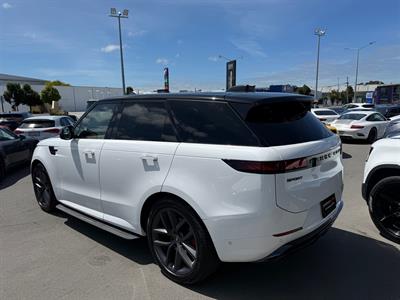 2023 Land Rover Range Rover Sport - Thumbnail