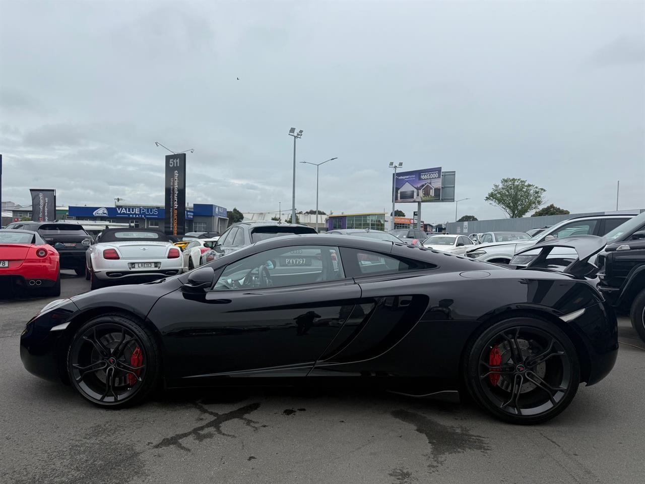 2012 McLaren MP4-12C