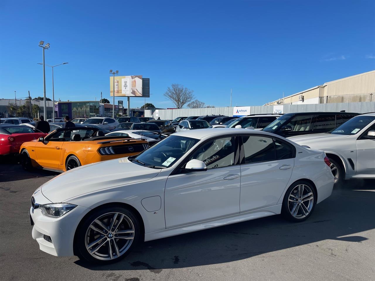 2017 BMW 330e