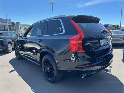 2016 Volvo XC90 - Thumbnail