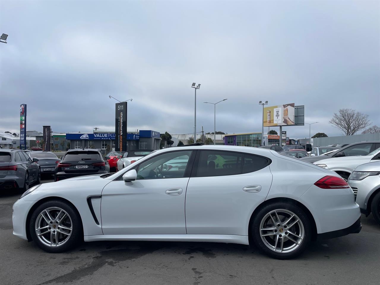 2016 Porsche Panamera