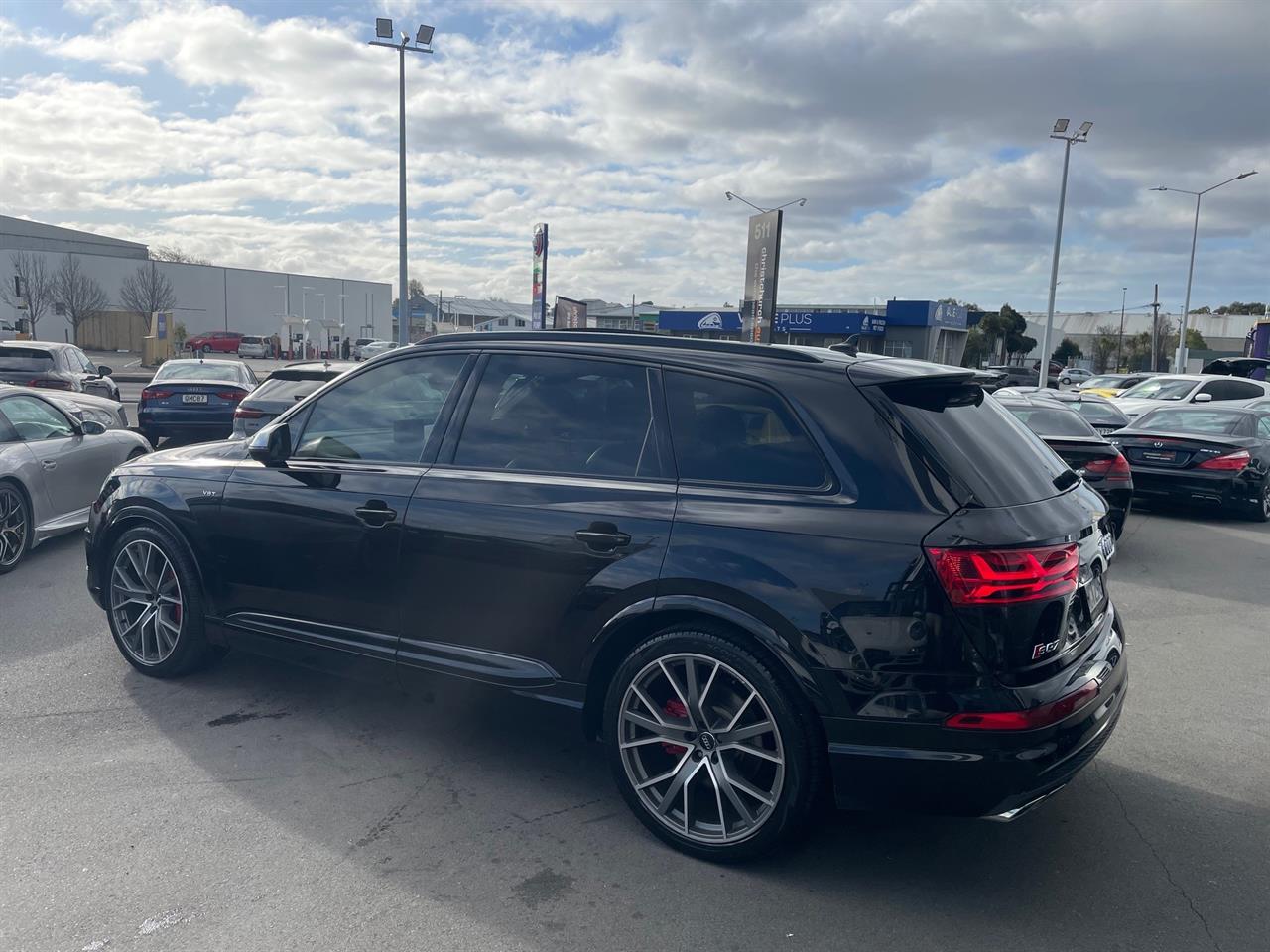 2017 Audi SQ7