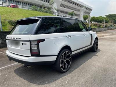 2016 Land Rover Range Rover - Thumbnail