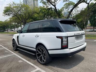 2016 Land Rover Range Rover - Thumbnail