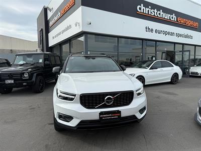 2019 Volvo XC40 - Thumbnail