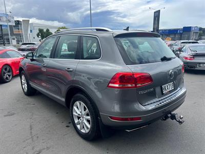 2014 Volkswagen Touareg - Thumbnail