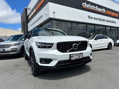 2020 Volvo XC40 - Thumbnail