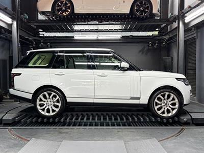 2014 Land Rover Range Rover - Thumbnail